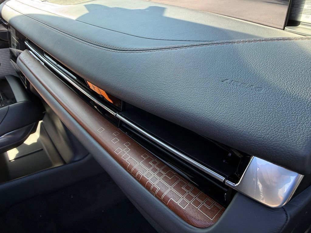 New 2027 Lincoln Navigator Black Label AWD/4WD image 26