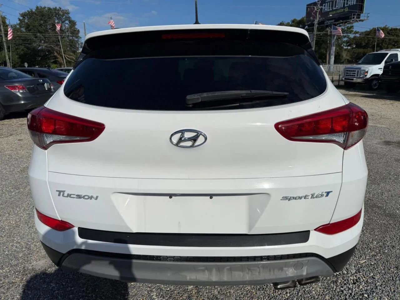Used 2017 Hyundai Tucson Sport image 6