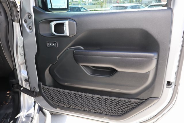 Used 2021 Jeep Wrangler Unlimited Sport image 24