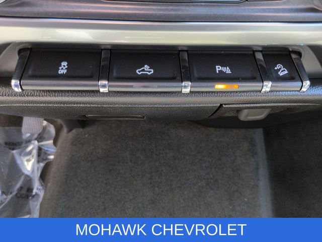 Used 2017 Chevrolet Silverado 1500 LT w/ Midnight Edition AWD/4WD image 33