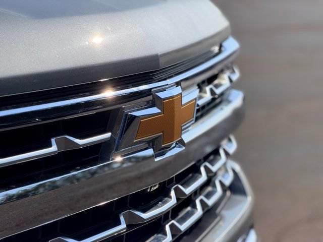 Used 2025 Chevrolet Silverado 1500 LTZ w/ LTZ Premium Package AWD/4WD image 32
