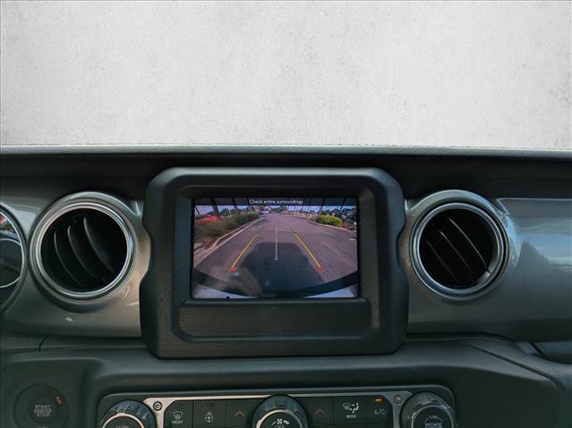 Used 2021 Jeep Wrangler Unlimited Sahara w/ Cold Weather Group image 14