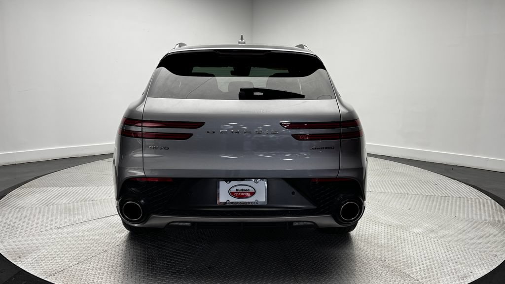 Used 2023 Genesis GV70 3.5T Sport w/ Sport Prestige Package AWD/4WD image 45