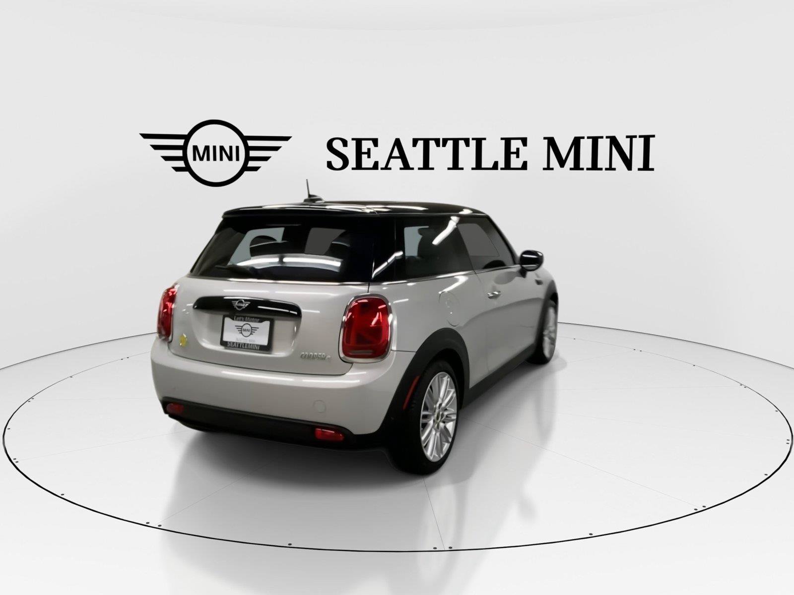 Used 2023 MINI Cooper SE FWD image 11