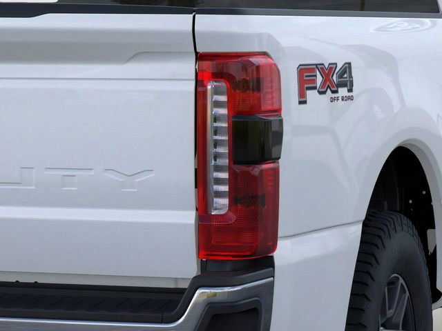 New 2026 Ford F250 Lariat w/ FX4 Off-Road Package image 21