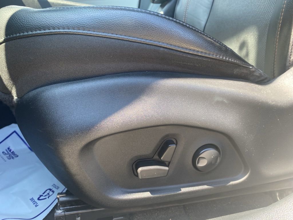 Certified 2023 Jeep Compass Limited w/ Sun and Sound Group image 19