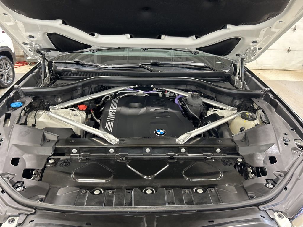 Used 2024 BMW X5 xDrive40i w/ M Sport Package image 26