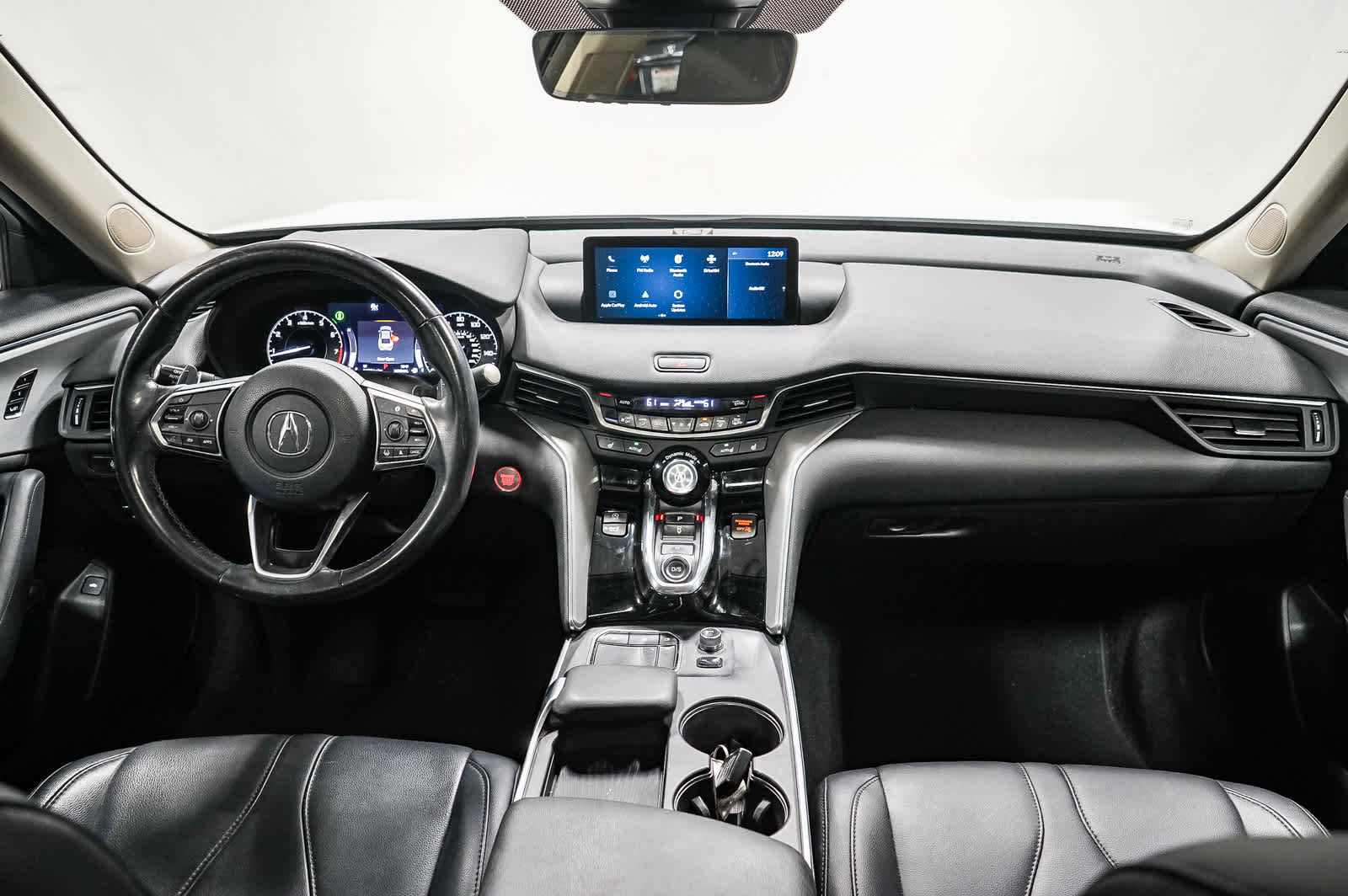 Used 2023 Acura TLX image 11