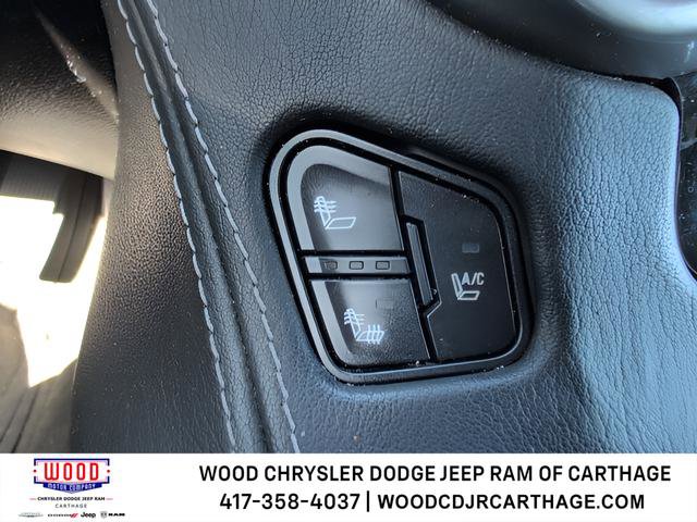 Used 2015 Chevrolet Tahoe LTZ AWD/4WD image 15