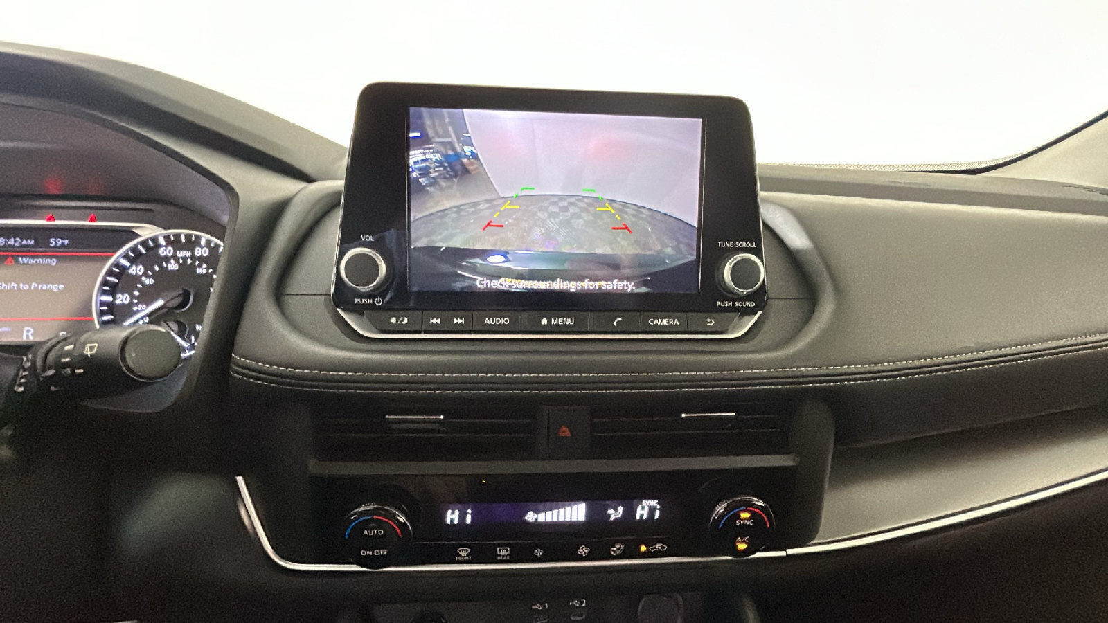 Used 2026 Nissan Rogue SV AWD/4WD image 29