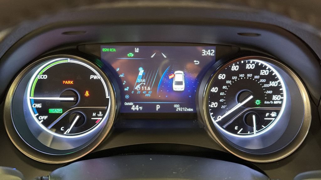 Used 2022 Toyota Camry XSE w/ Navigation Upgrade Package image 31