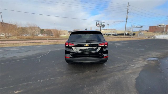 Used 2024 Chevrolet Equinox LT image 7