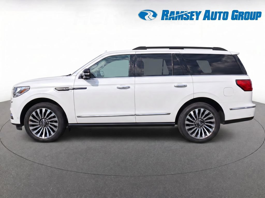 Used 2019 Lincoln Navigator Reserve AWD/4WD image 6