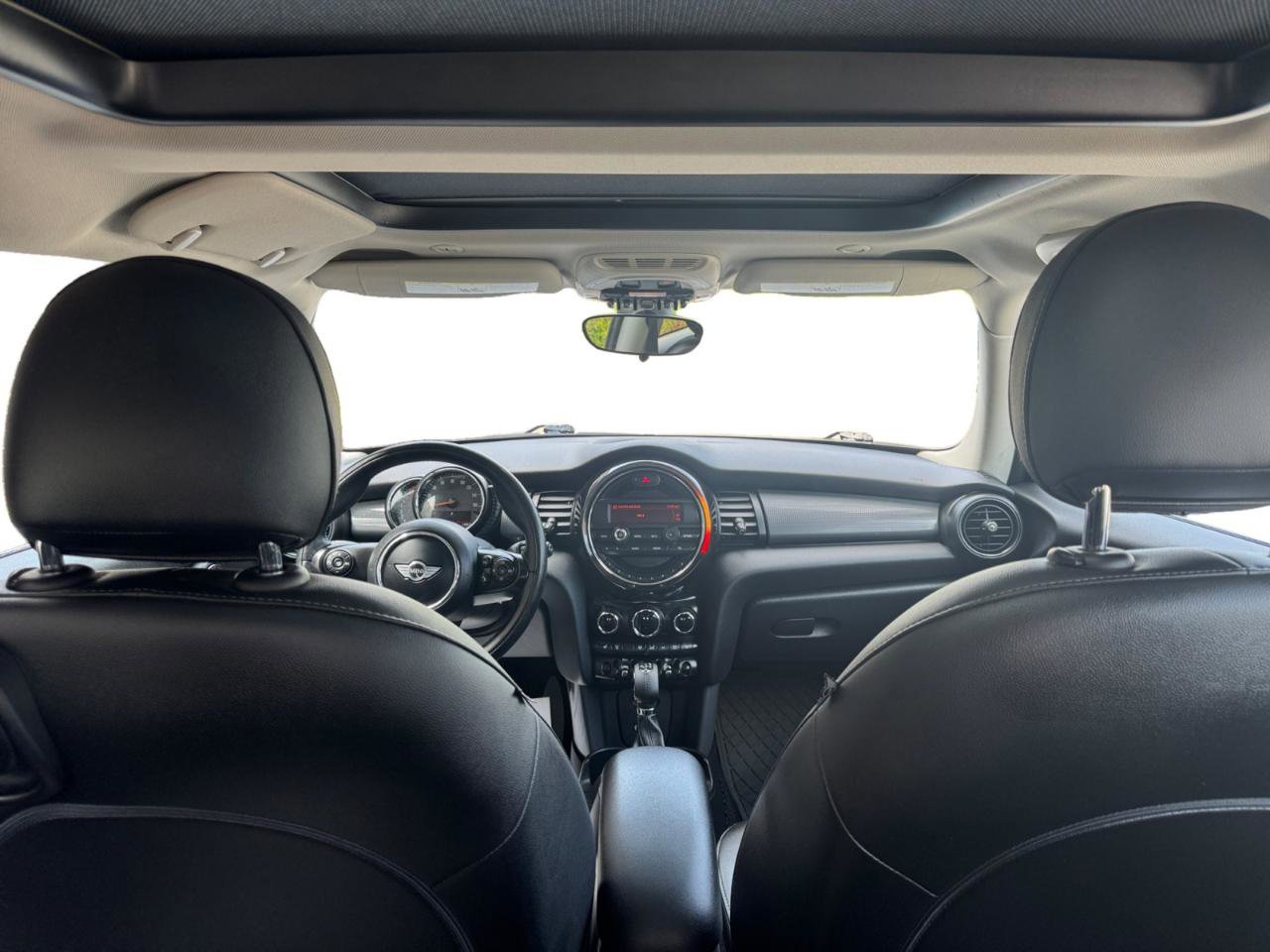 Used 2015 MINI Cooper 2-Door Hardtop FWD image 7