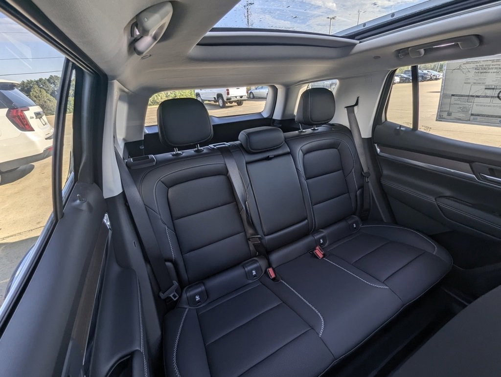 New 2026 GMC Terrain Denali w/ LPO, Floor Liner Package image 14