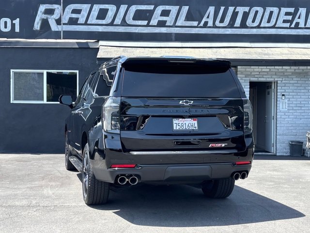 Used 2025 Chevrolet Suburban RST w/ Comfort Package AWD/4WD image 17