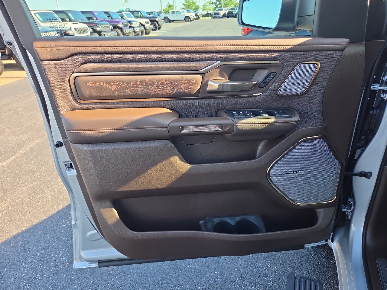 New 2027 RAM 1500 Limited AWD/4WD image 3