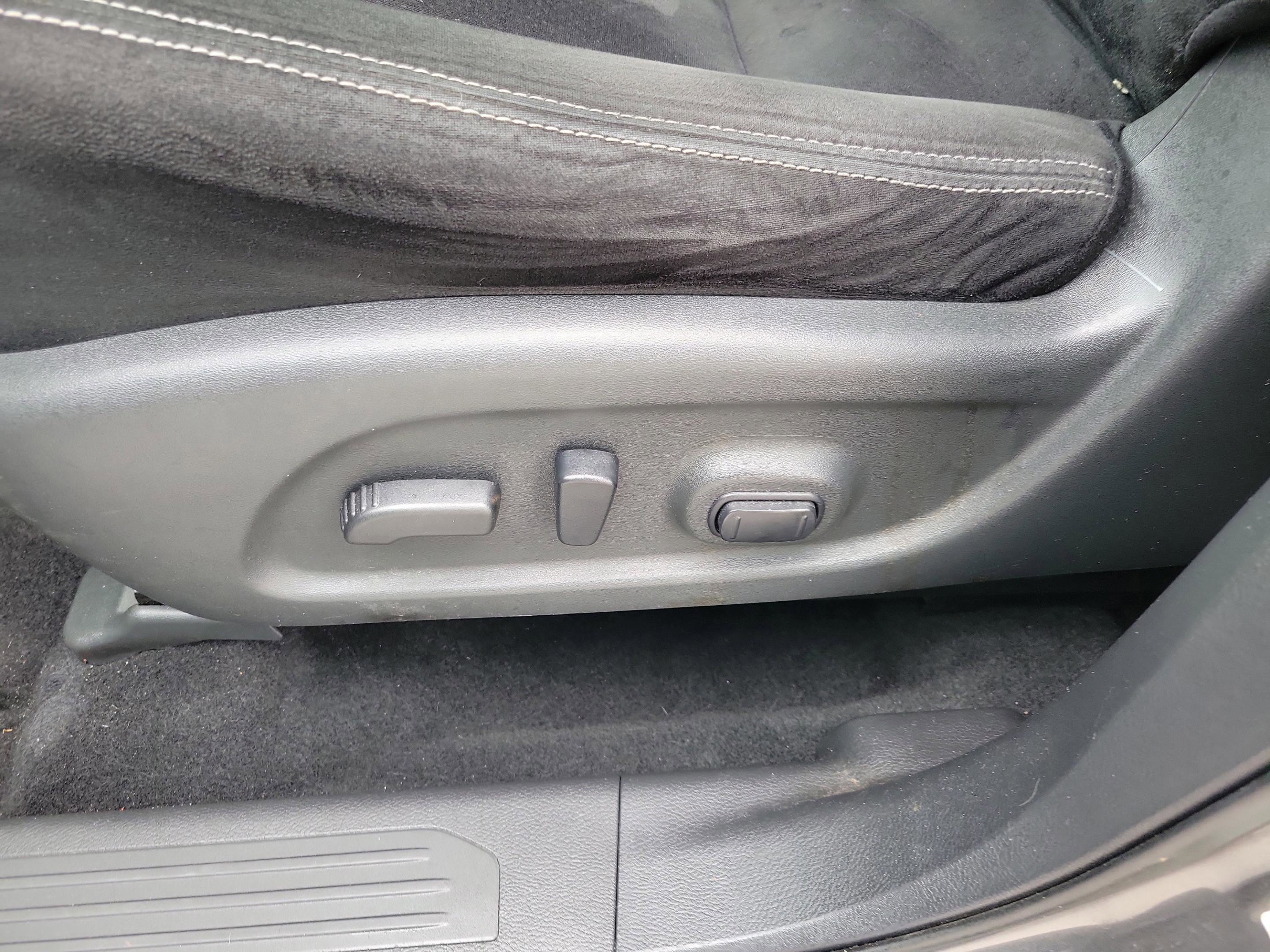 Used 2017 Nissan Murano SV w/ Premium Plus Package image 9