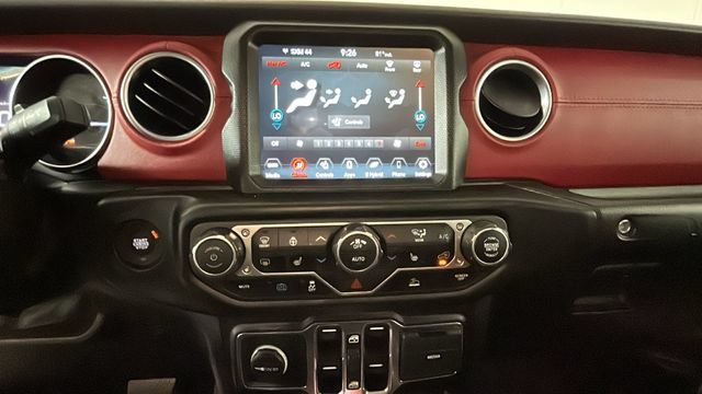 Used 2023 Jeep Wrangler Unlimited Rubicon 4xe AWD/4WD image 22