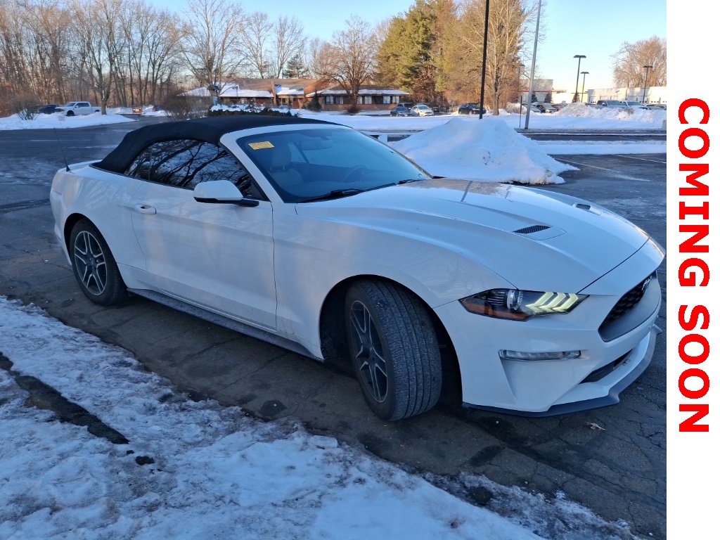 Used 2020 Ford Mustang Premium image 3