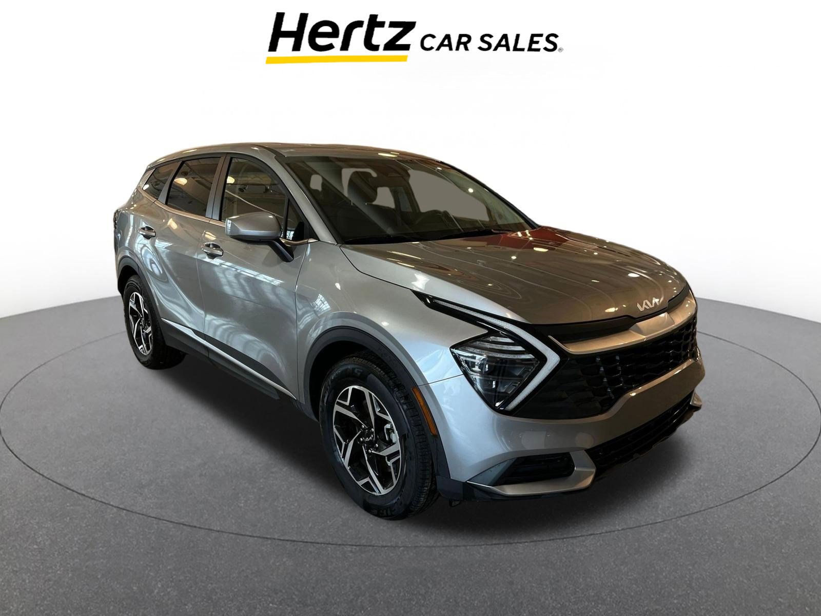 Used 2025 Kia Sportage LX image 1