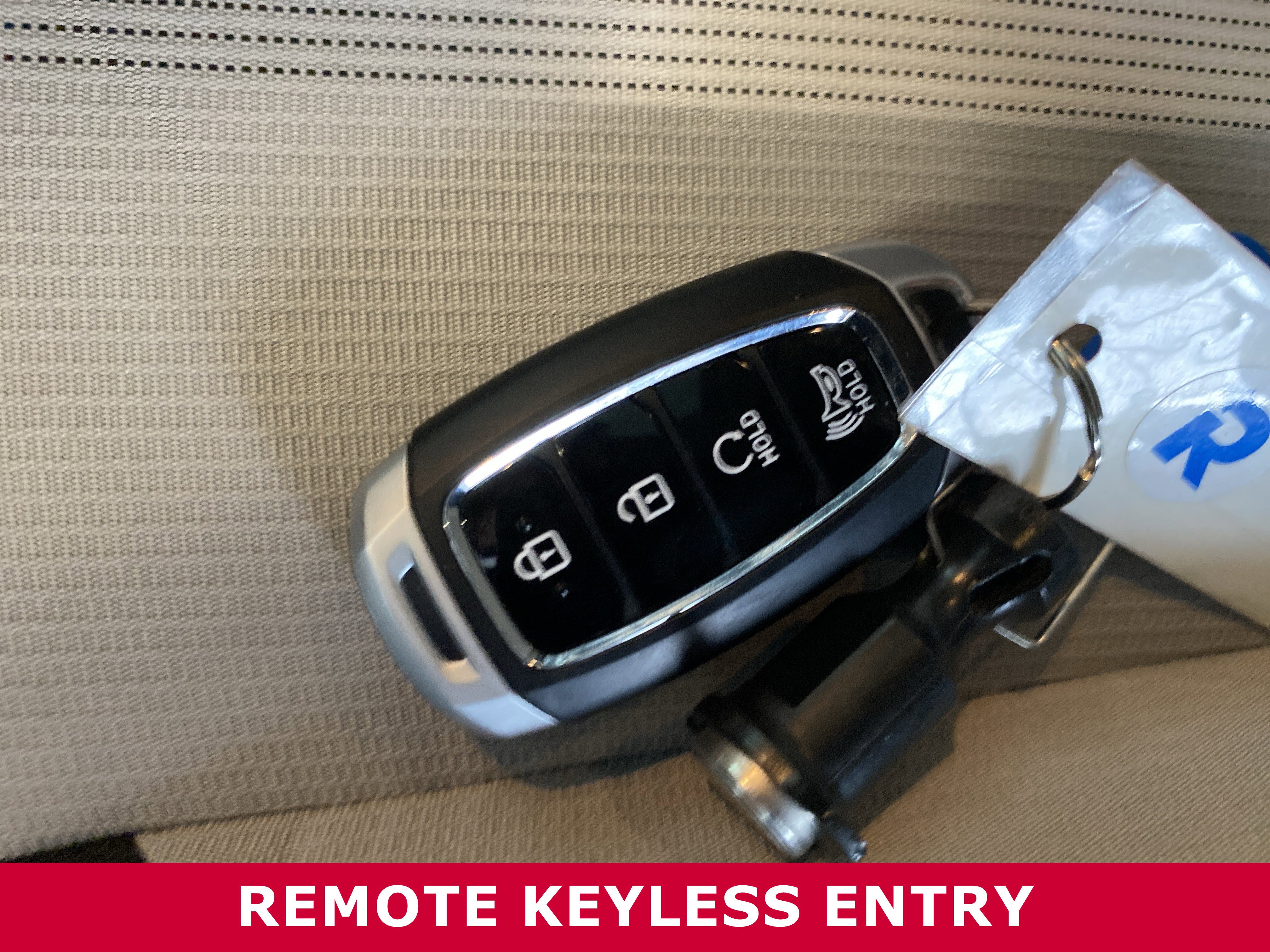 Used 2025 Hyundai Venue SEL image 29