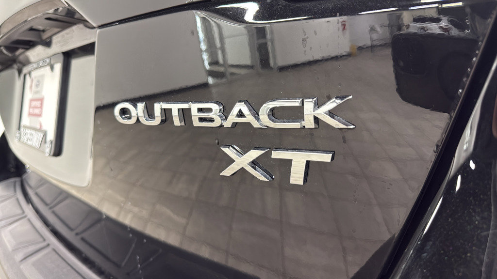 Certified 2025 Subaru Outback Limited XT image 18