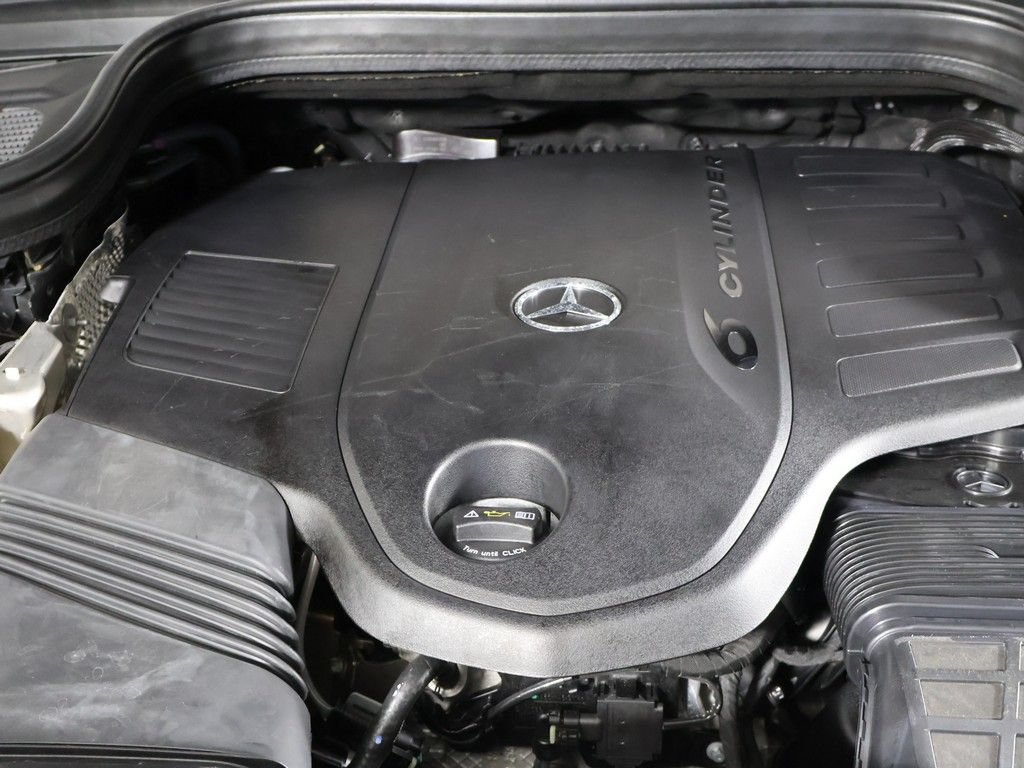 Used 2022 Mercedes-Benz GLE 450 4MATIC w/ AMG Line Exterior image 19