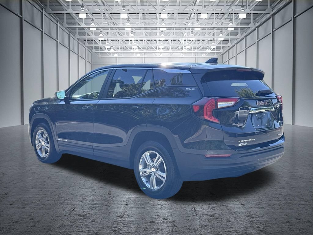 Used 2024 GMC Terrain SLE AWD/4WD image 6