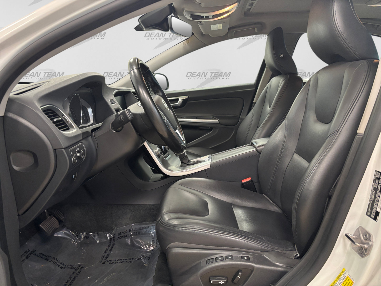 Used 2018 Volvo S60 T5 Inscription w/ Protection Package FWD image 9