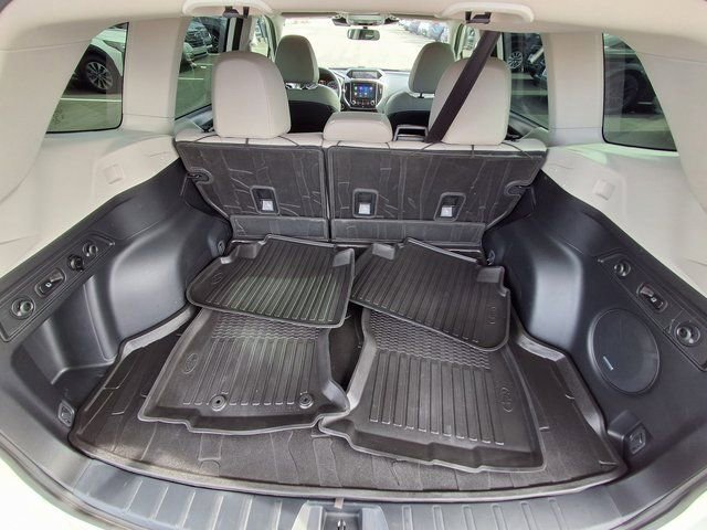 Used 2023 Subaru Forester Limited image 12