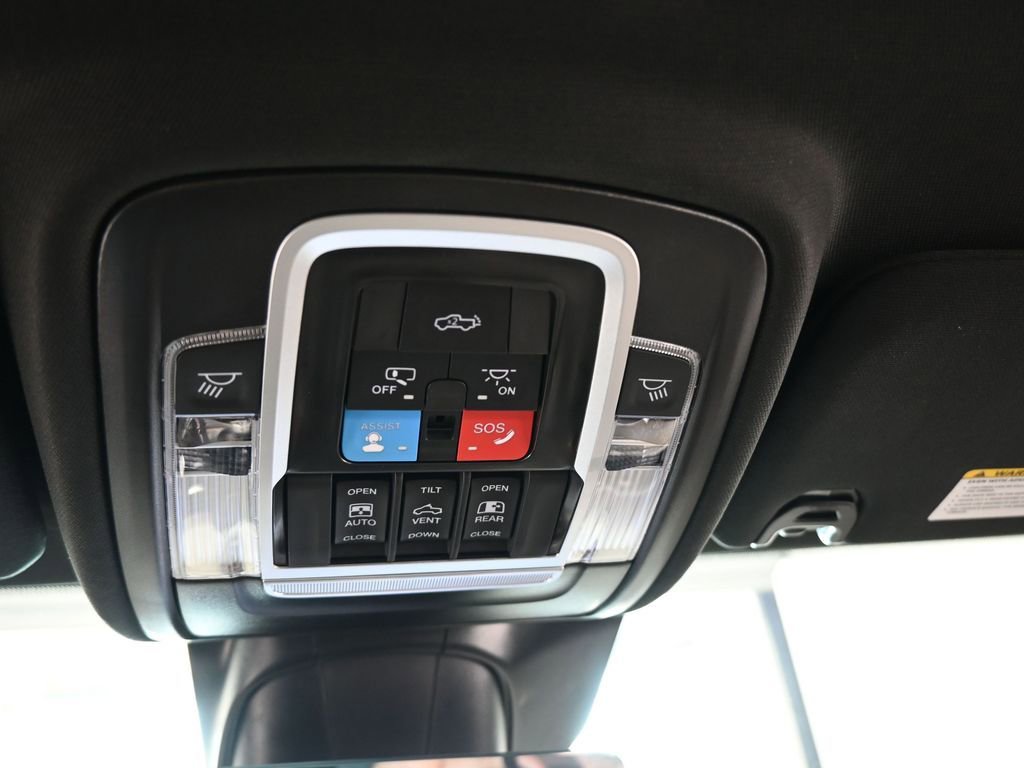 Used 2026 RAM 2500 Limited image 38