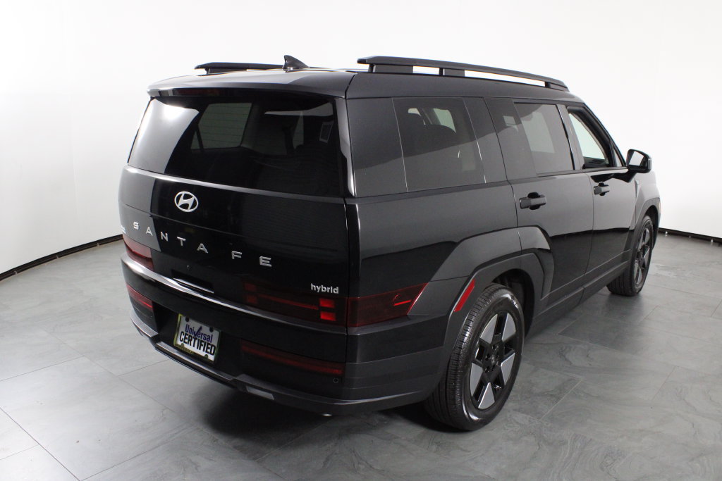 Used 2026 Hyundai Santa Fe SEL FWD image 4
