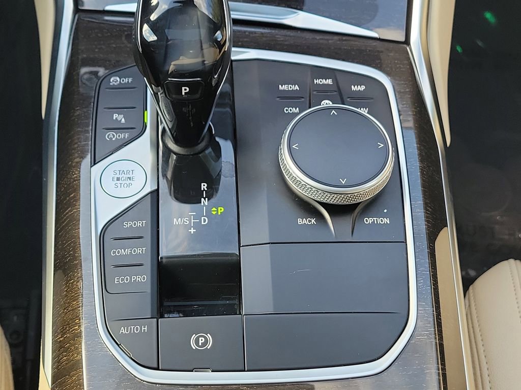 Used 2021 BMW 330i xDrive Sedan w/ Premium Package image 34