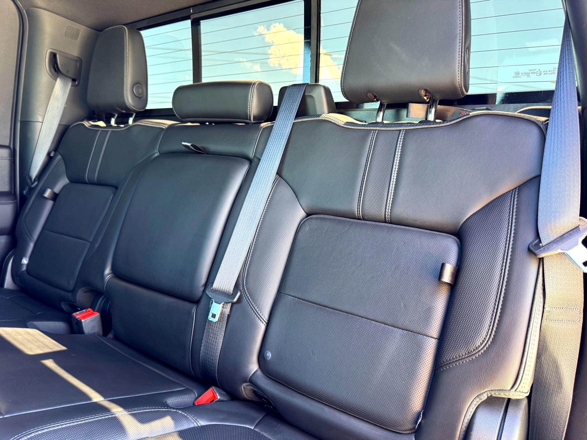 Used 2021 Chevrolet Silverado 2500 High Country w/ Z71 Off-Road Package image 18