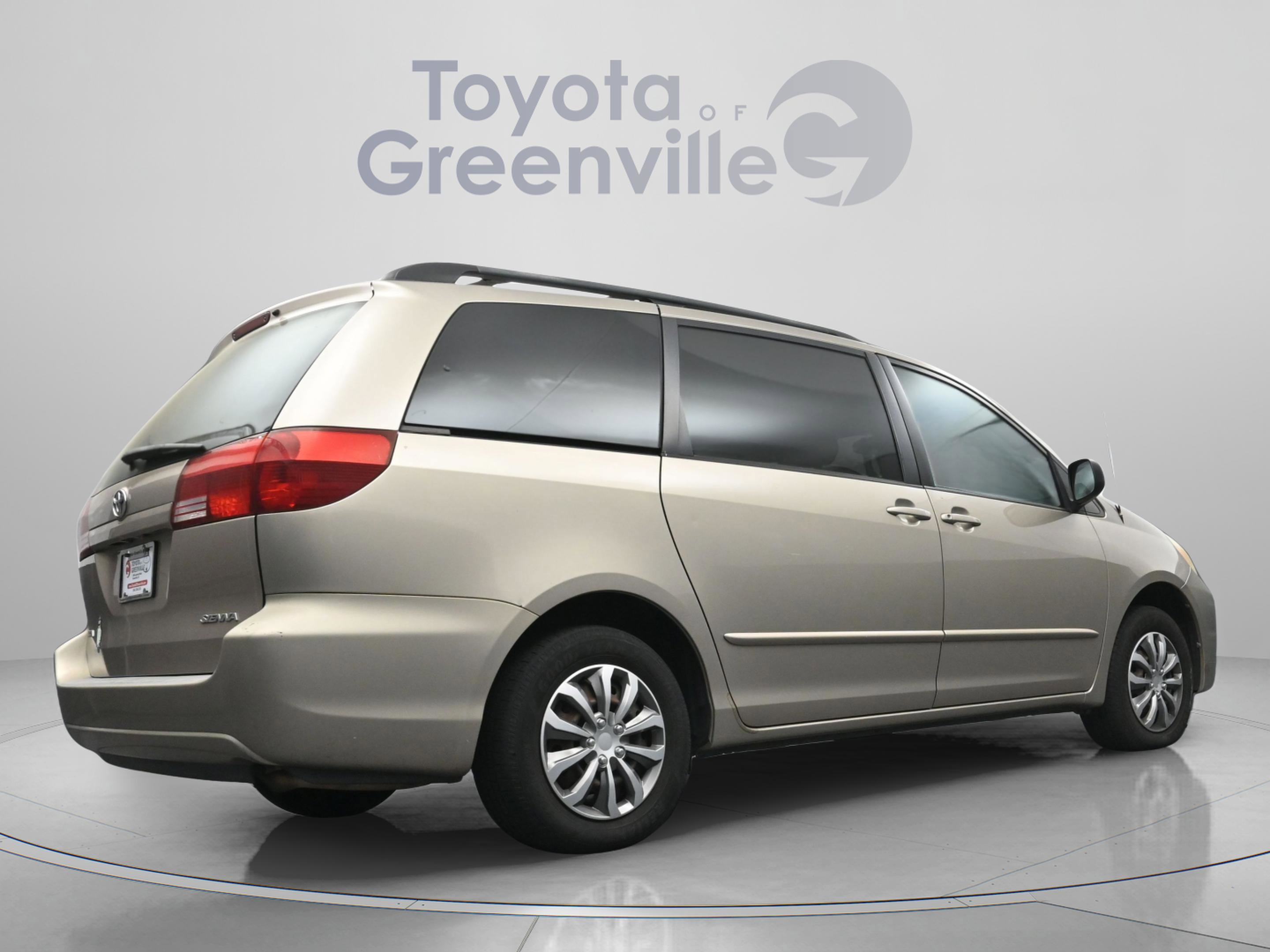 Used 2004 Toyota Sienna CE image 15