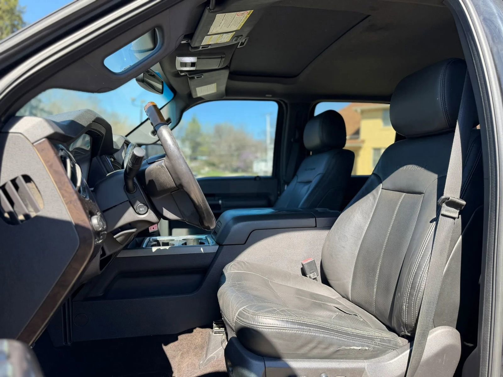 Used 2016 Ford F250 Platinum w/ FX4 Off-Road Package AWD/4WD image 5