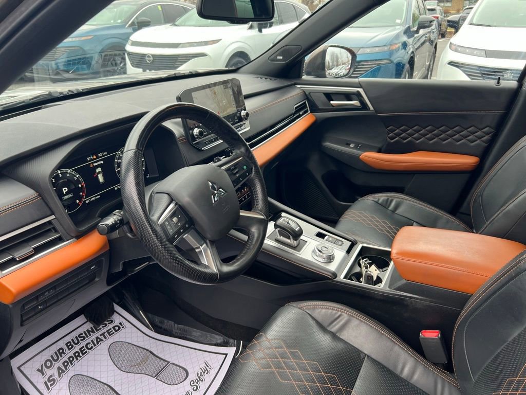 Used 2022 Mitsubishi Outlander SEL image 24