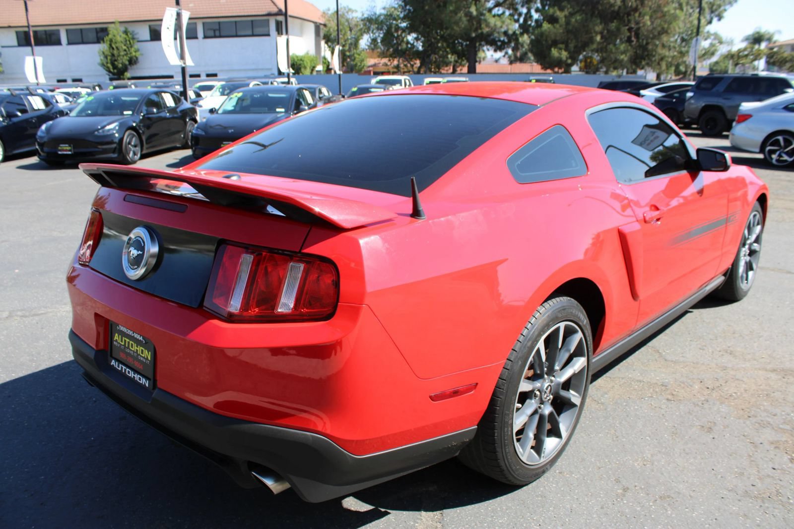 Used 2012 Ford Mustang GT Premium RWD image 30
