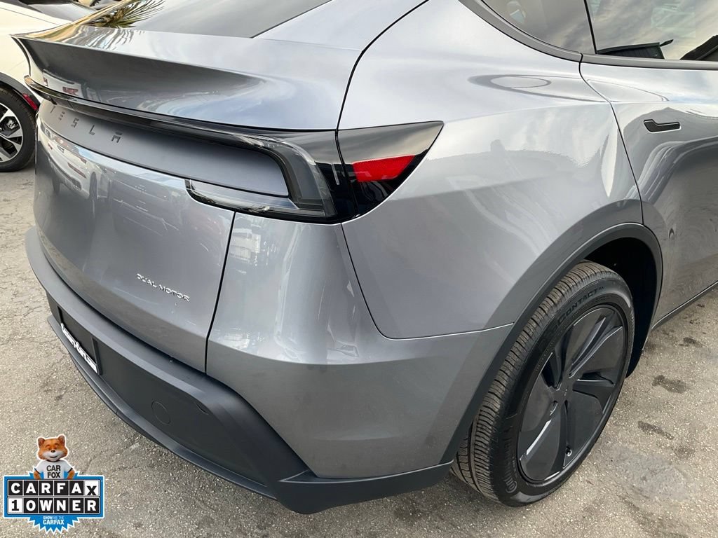 Used 2026 Tesla Model Y Long Range AWD/4WD image 82
