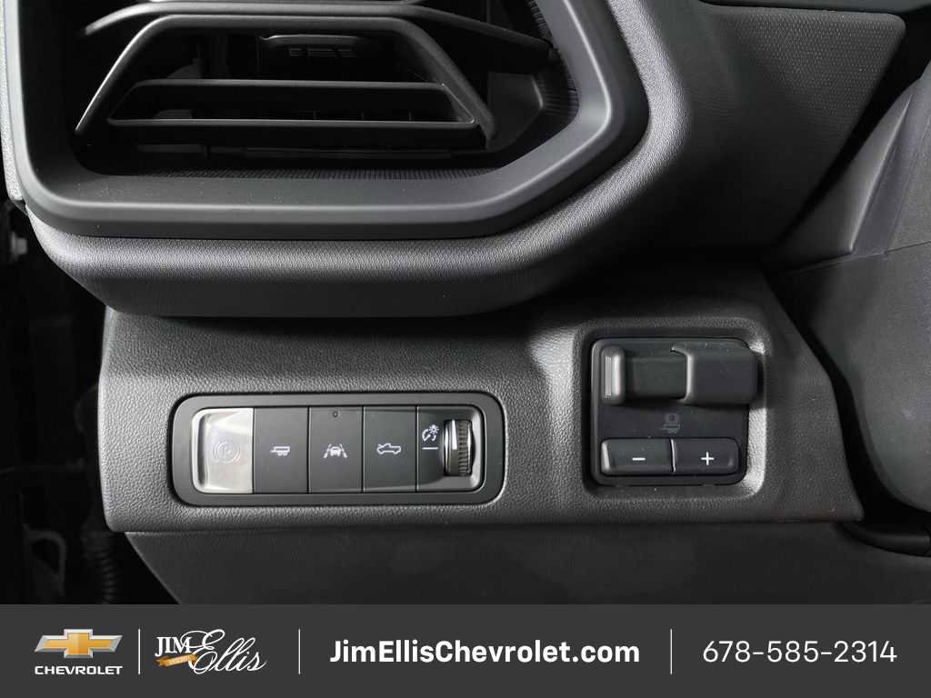 New 2024 Chevrolet Silverado EV W/T image 35