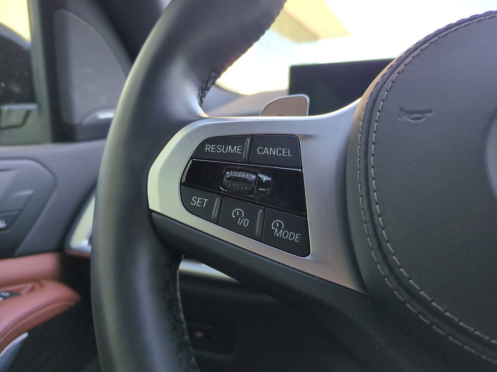 Used 2025 BMW X5 xDrive40i w/ M Sport Package image 19