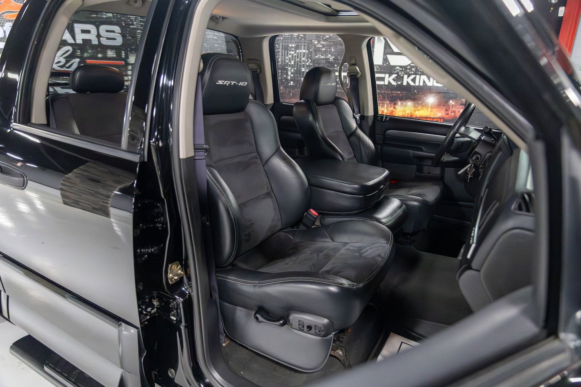 Used 2005 Dodge Ram 1500 Truck 2WD Quad Cab image 38