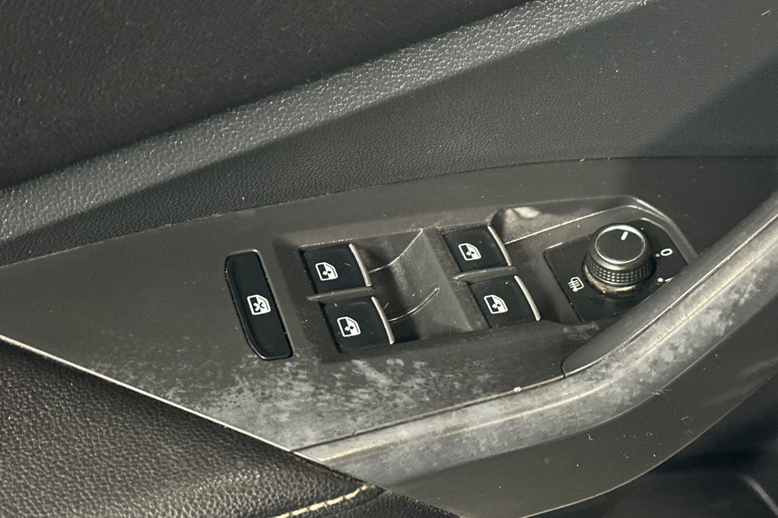 Used 2023 Volkswagen Jetta S image 12