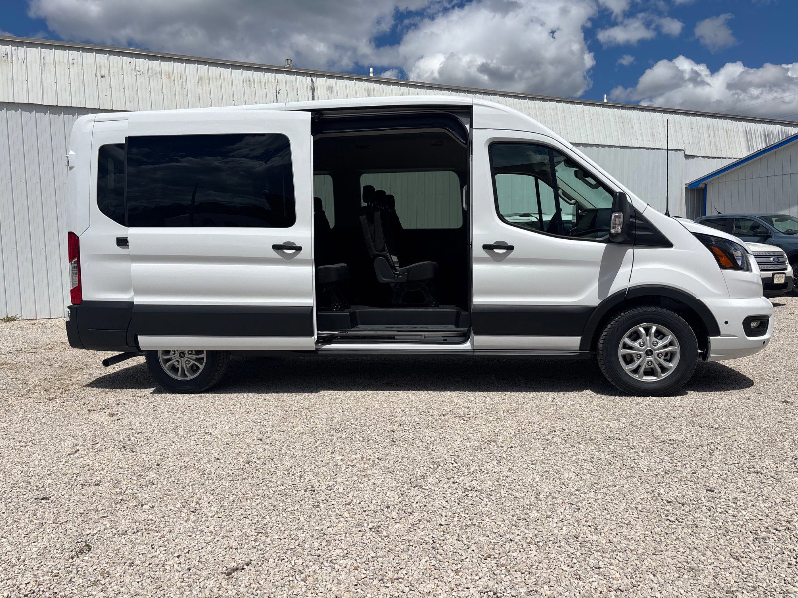 New 2025 Ford Transit 350 XLT image 24