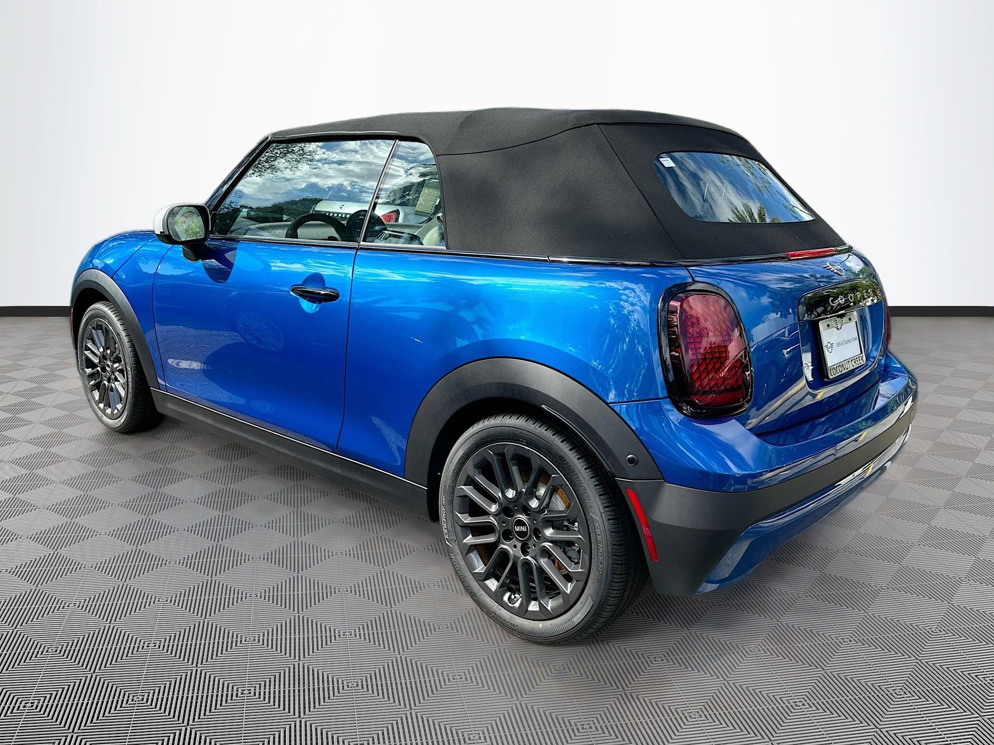 New 2026 MINI Cooper S image 4