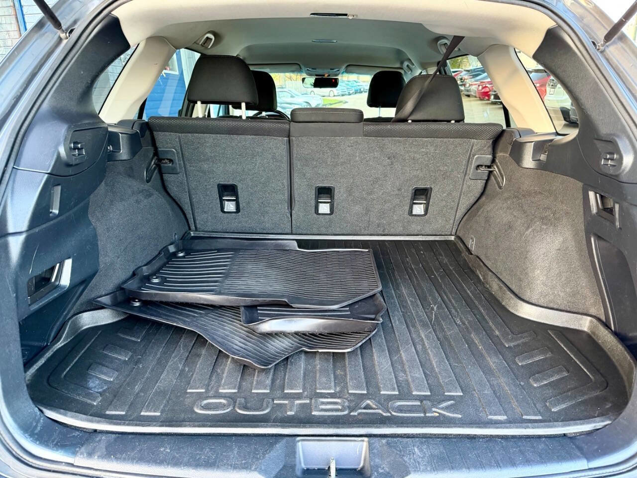 Used 2018 Subaru Outback 2.5i Premium AWD/4WD image 28