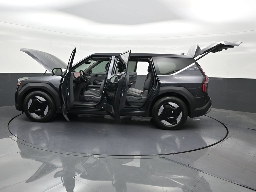 Used 2026 Kia EV9 Light RWD image 38