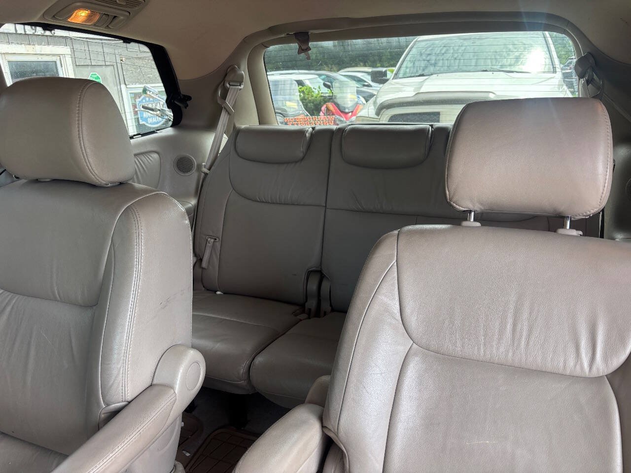 Used 2004 Toyota Sienna XLE FWD image 12