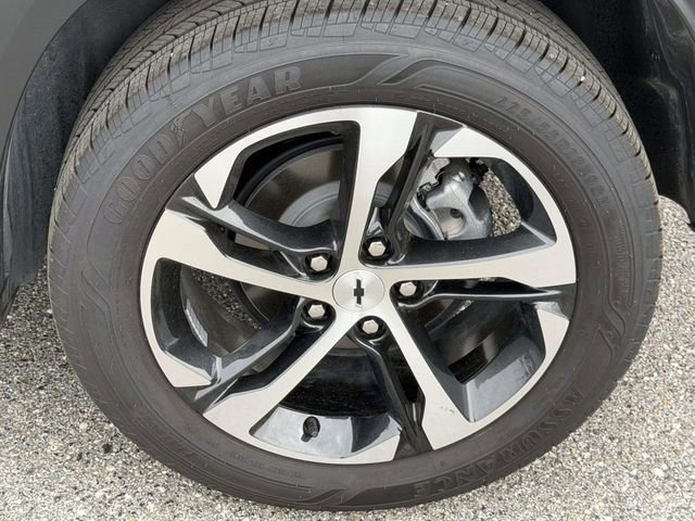 Used 2024 Chevrolet Trax RS w/ Sunroof Package FWD image 15